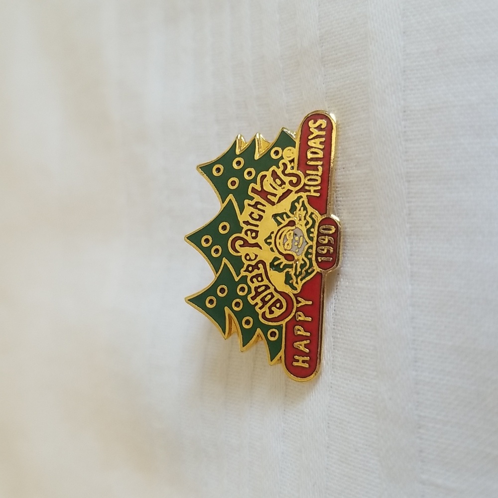 1990 Cabbage Patch Kids Happy Holidays Pin